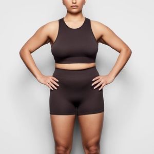SKIMS Stretch Rib Short in Soot 🤎